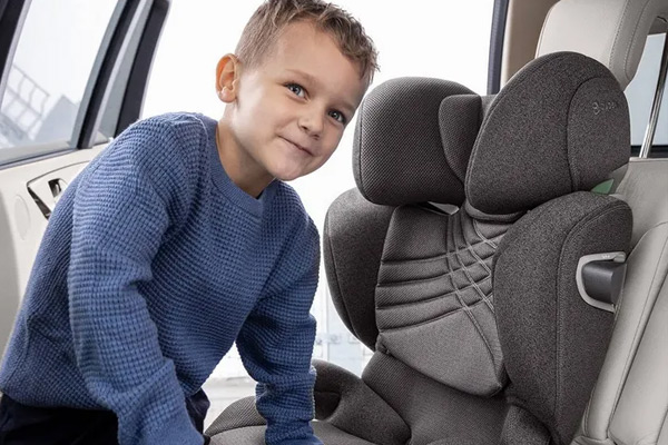 Cybex Solution T z systemem ochrony bocznej – idealny wybór dla rodziców ceniących jakość