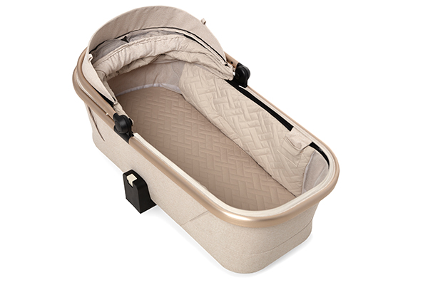 Duża gondola w najnowszym modelu wózka Muuvo Quick Boho - dostępny w sklepie TOSIA.pl